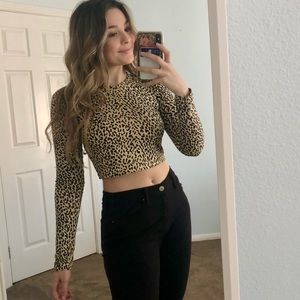 Adika cropped cheetah long sleeve shirt